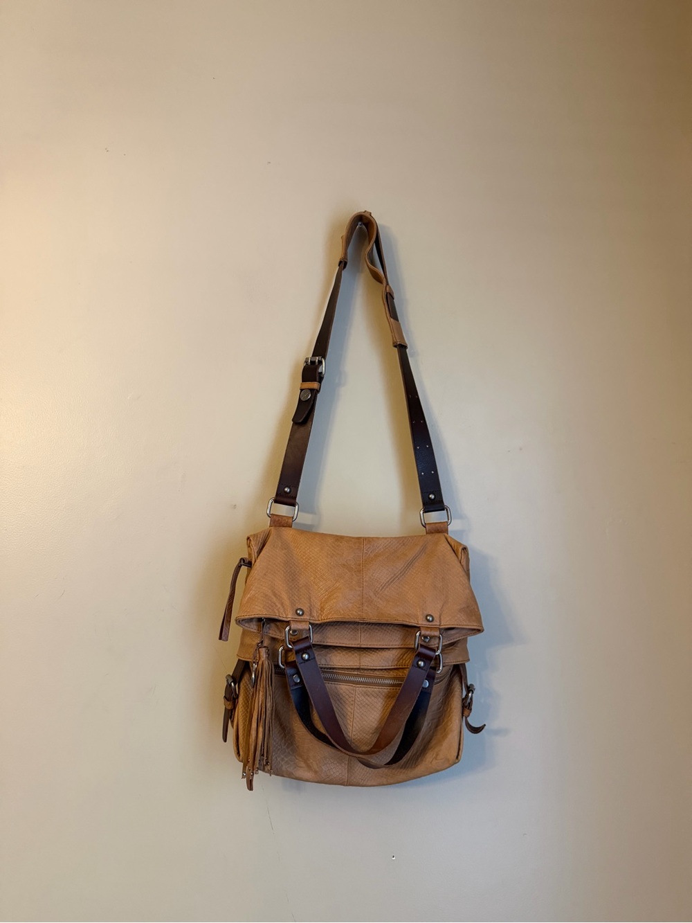 Revel New York Brown Tan Leather Flap Crossbody Shoulder Bag Women Classic